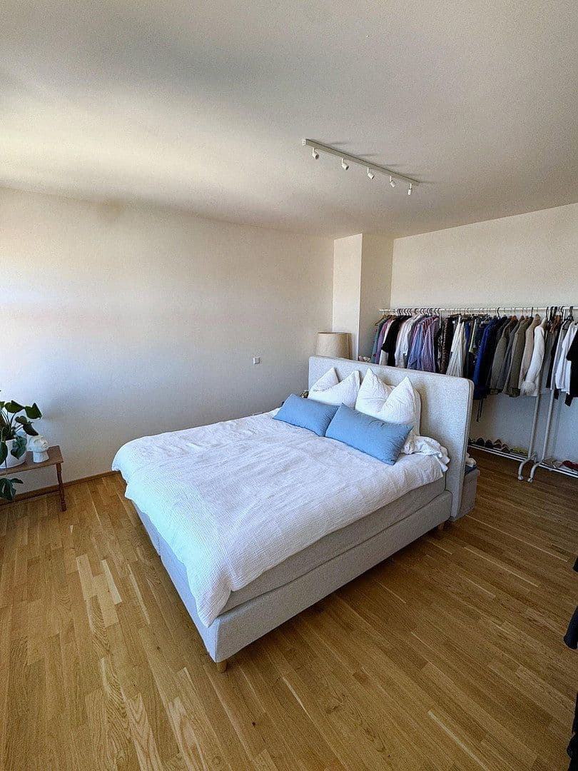 Pronájem bytu 3+1 102 m², Leonhardstraße 29, Nürnberg, Bavorsko Pronájem bytu 3+1 102 m², Leonhardstraße 29, Nürnberg, Bavorsko