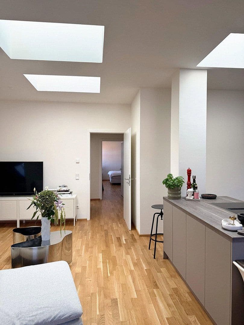 Pronájem bytu 3+1 102 m², Leonhardstraße 29, Nürnberg, Bavorsko Pronájem bytu 3+1 102 m², Leonhardstraße 29, Nürnberg, Bavorsko