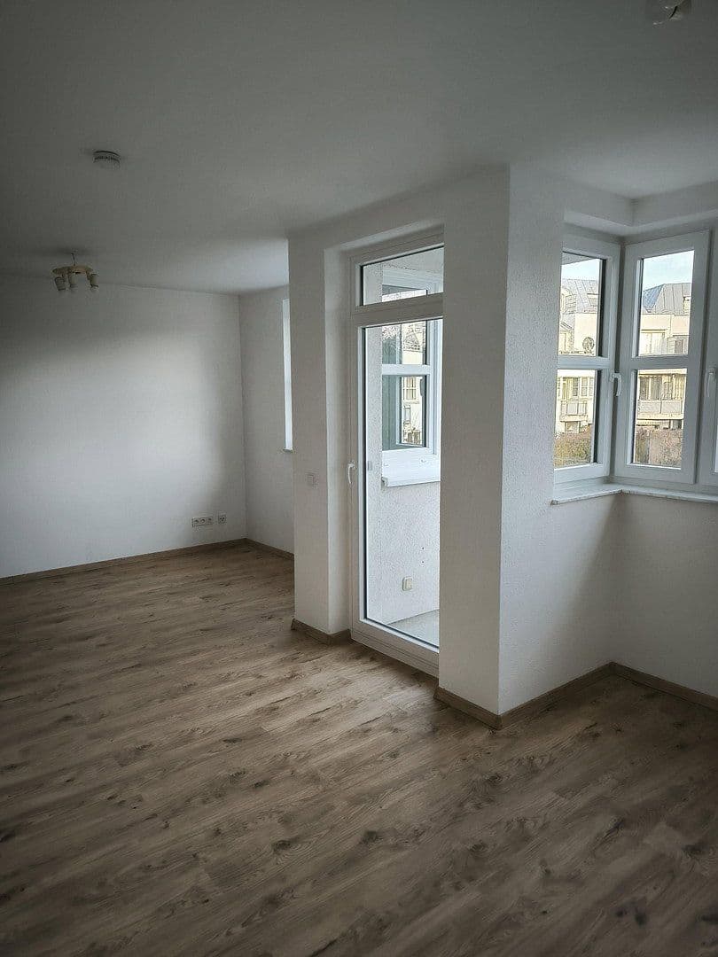 Pronájem bytu 1+1 39 m², Neuss, Severní Porýní-Vestfálsko Pronájem bytu 1+1 39 m², Neuss, Severní Porýní-Vestfálsko