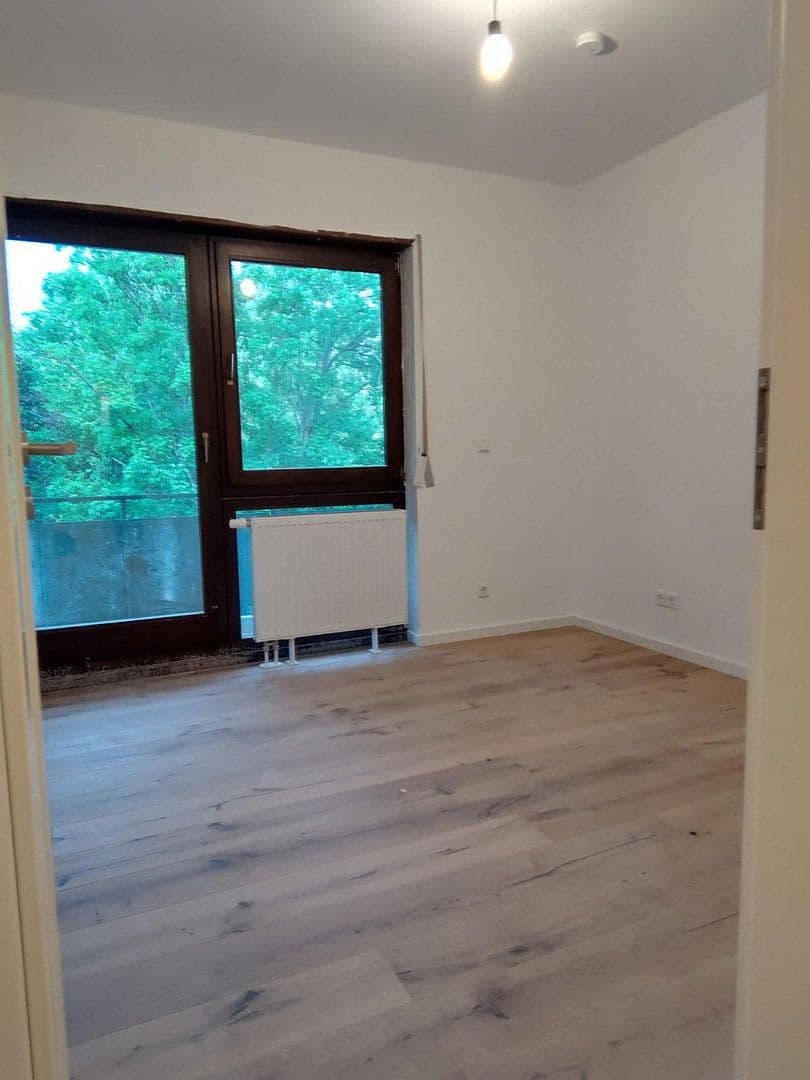 Pronájem bytu 2+1 45 m², Ludwigshafen, Porýní-Falc Pronájem bytu 2+1 45 m², Ludwigshafen, Porýní-Falc