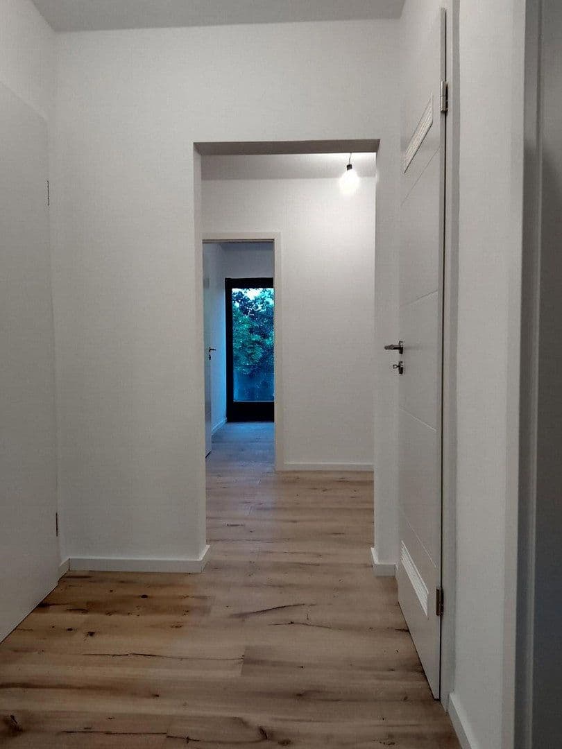 Pronájem bytu 2+1 45 m², Ludwigshafen, Porýní-Falc Pronájem bytu 2+1 45 m², Ludwigshafen, Porýní-Falc