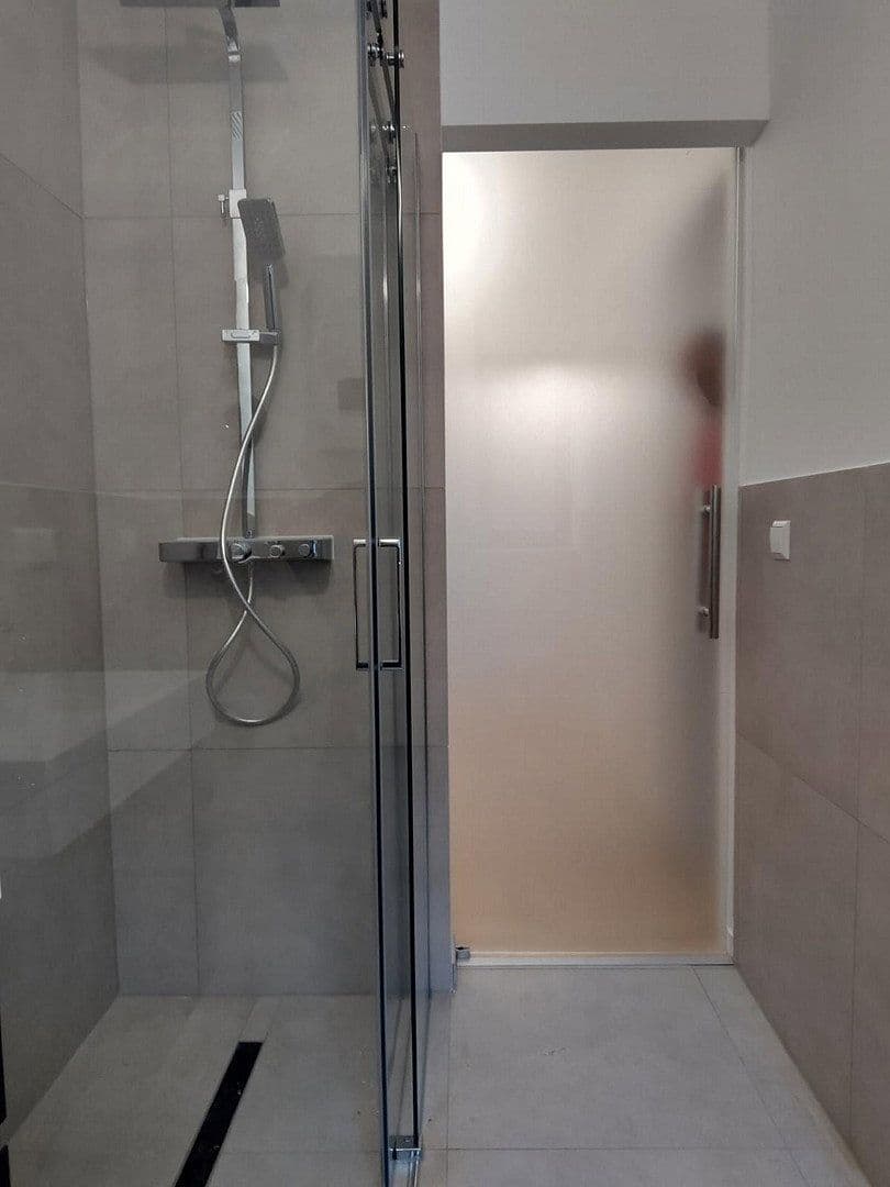 Pronájem bytu 2+1 45 m², Ludwigshafen, Porýní-Falc Pronájem bytu 2+1 45 m², Ludwigshafen, Porýní-Falc