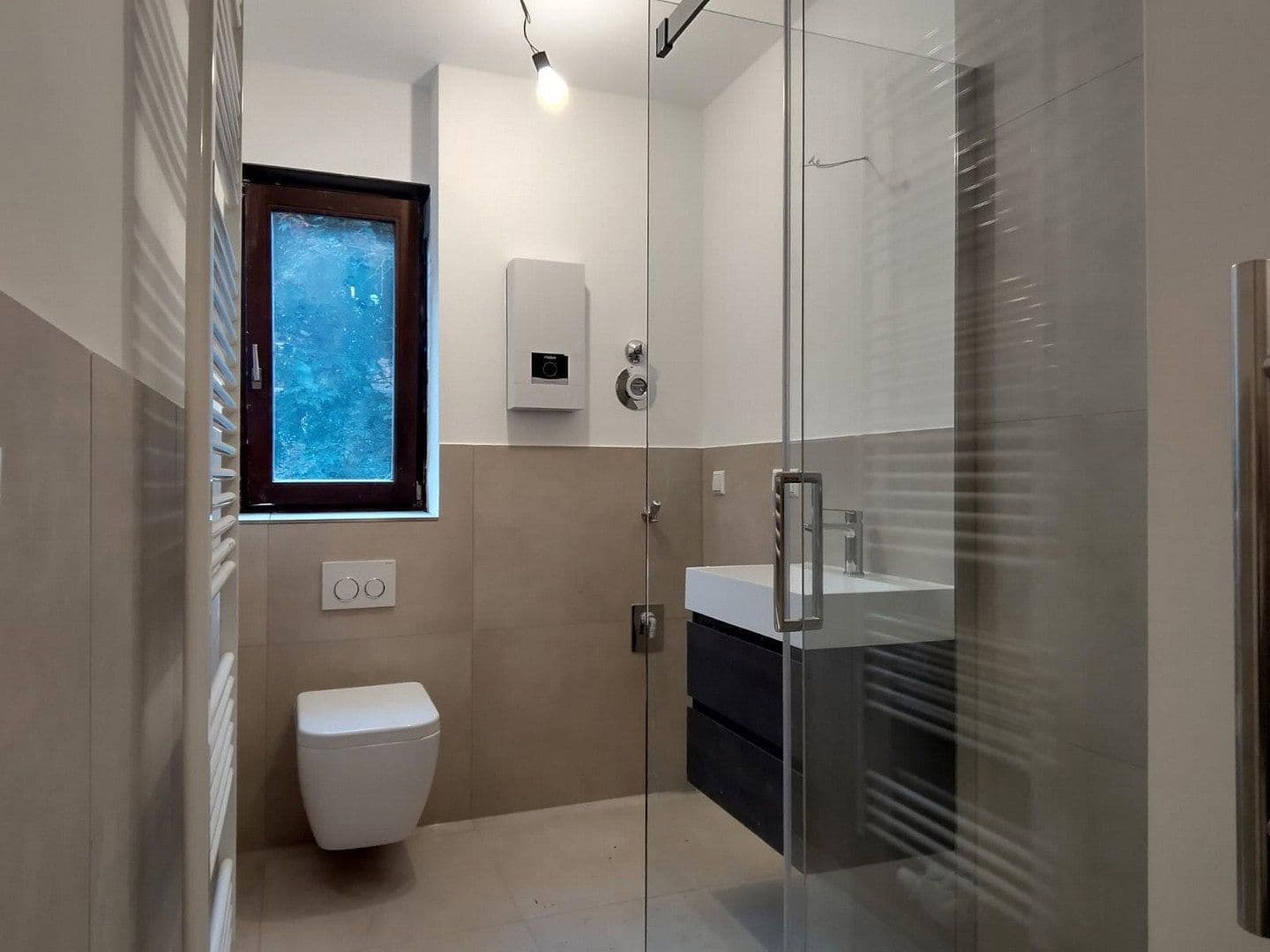Pronájem bytu 2+1 45 m², Ludwigshafen, Porýní-Falc Pronájem bytu 2+1 45 m², Ludwigshafen, Porýní-Falc
