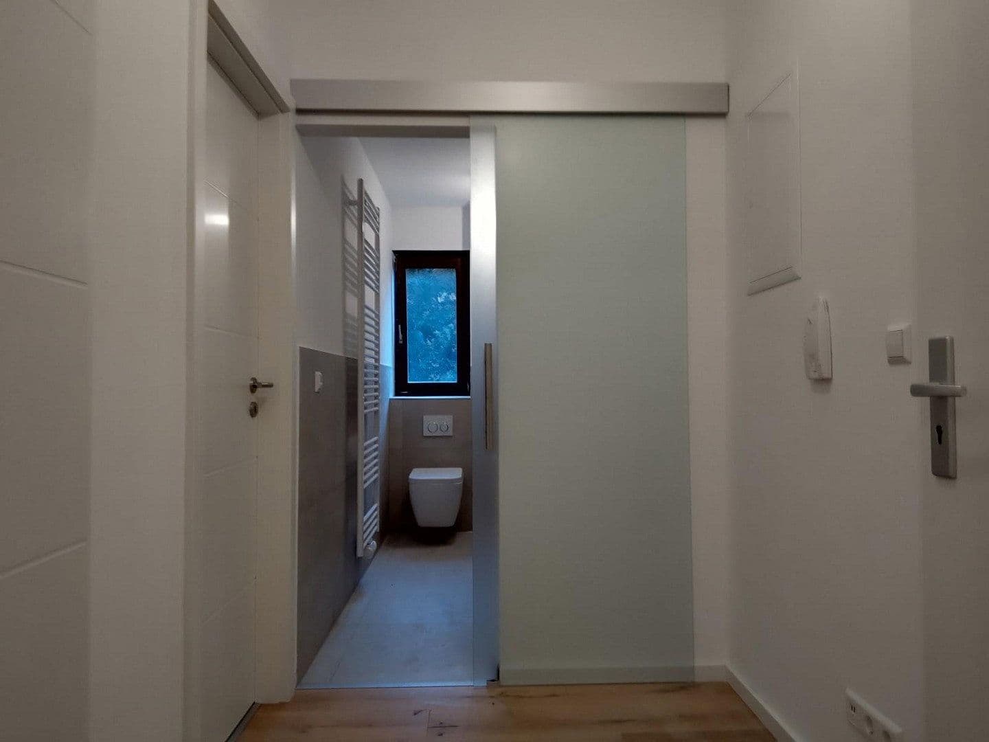 Pronájem bytu 2+1 45 m², Ludwigshafen, Porýní-Falc Pronájem bytu 2+1 45 m², Ludwigshafen, Porýní-Falc