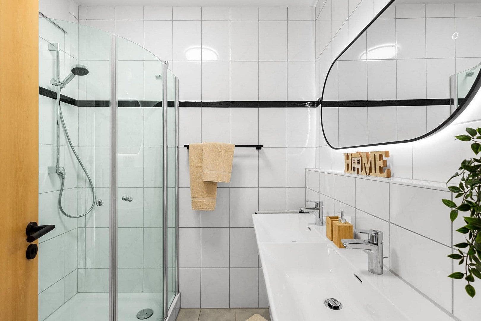 Prodej bytu 2+1 61 m², Johann-Michael-Sailer-Straße 32, Ingolstadt, Bavorsko Prodej bytu 2+1 61 m², Johann-Michael-Sailer-Straße 32, Ingolstadt, Bavorsko