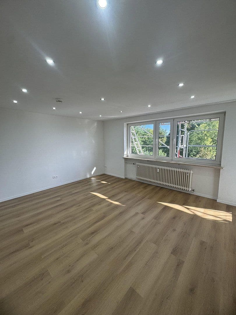 Pronájem bytu 2+1 60 m², Deschingerstr. 16, Ingolstadt, Bavorsko Pronájem bytu 2+1 60 m², Deschingerstr. 16, Ingolstadt, Bavorsko