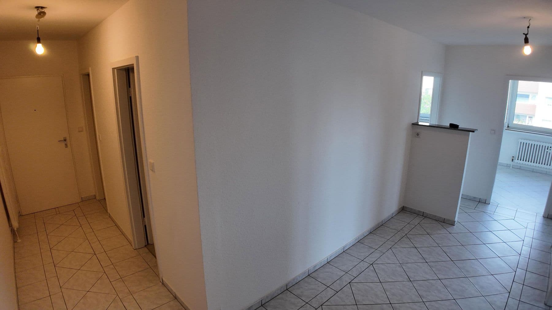 Pronájem bytu 3+1 86 m², Haan, Severní Porýní-Vestfálsko Pronájem bytu 3+1 86 m², Haan, Severní Porýní-Vestfálsko