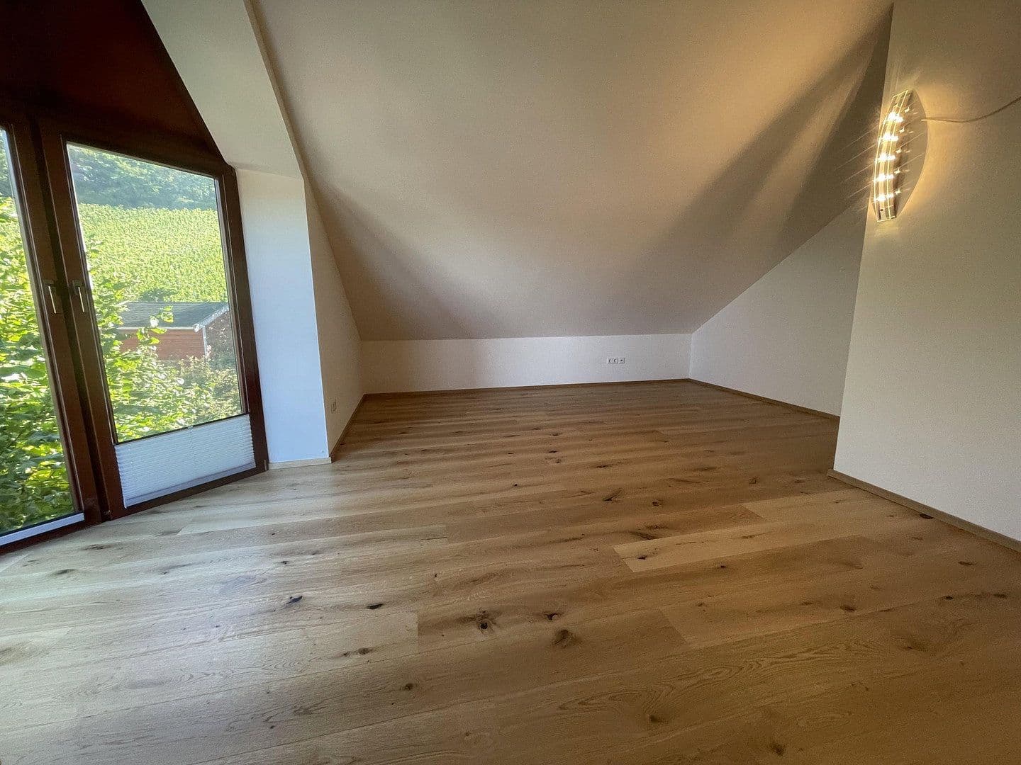 Prodej domu 220 m², pozemek 624 m², Ölspielstr. 35, Sommerhausen, Bavorsko Prodej domu 220 m², pozemek 624 m², Ölspielstr. 35, Sommerhausen, Bavorsko