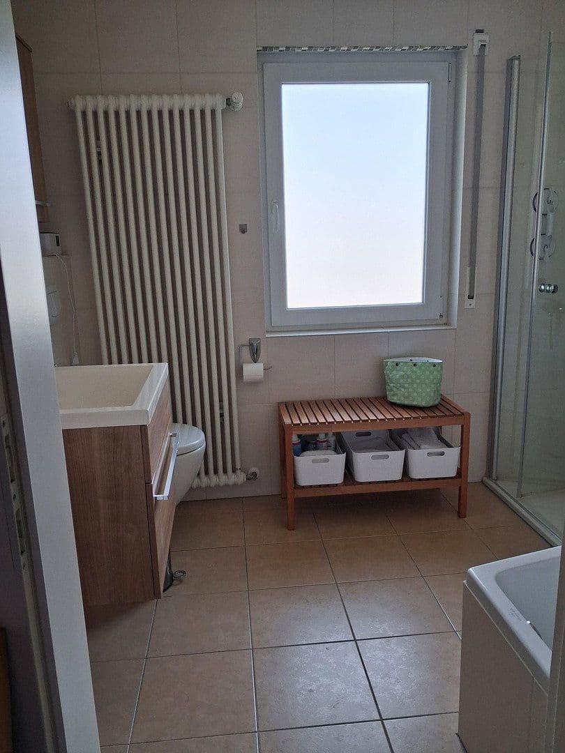 Prodej domu 125 m², pozemek 295 m², Kirn, Porýní-Falc Prodej domu 125 m², pozemek 295 m², Kirn, Porýní-Falc