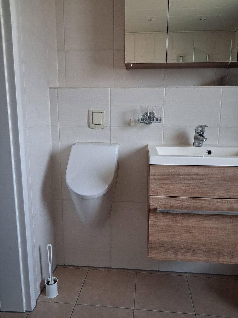 Prodej domu 125 m², pozemek 295 m², Kirn, Porýní-Falc Prodej domu 125 m², pozemek 295 m², Kirn, Porýní-Falc