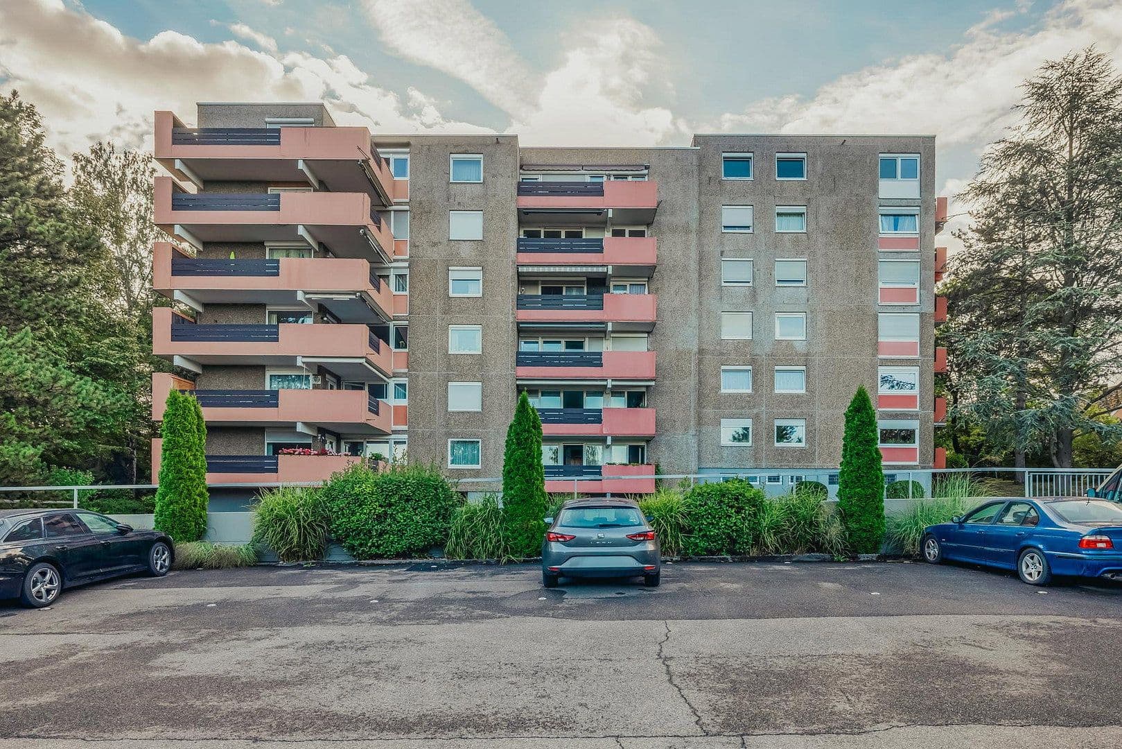 Prodej bytu 1+kk 37 m², Stuttgart-Hofen, Bádensko-Württembersko Prodej bytu 1+kk 37 m², Stuttgart-Hofen, Bádensko-Württembersko