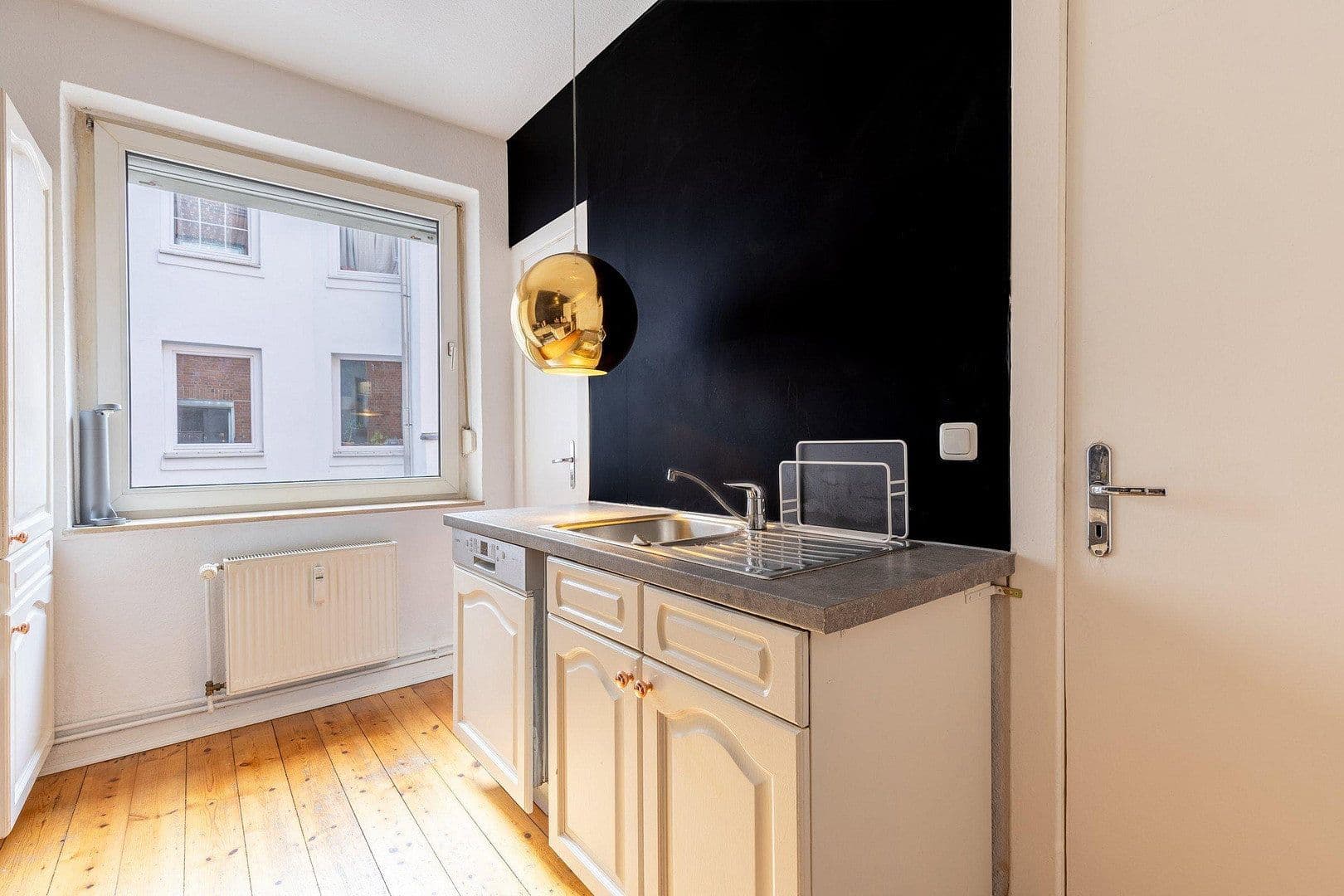 Prodej bytu 2+1 47 m², Bartelsstraße 53, Hamburg, Hamburg Prodej bytu 2+1 47 m², Bartelsstraße 53, Hamburg, Hamburg