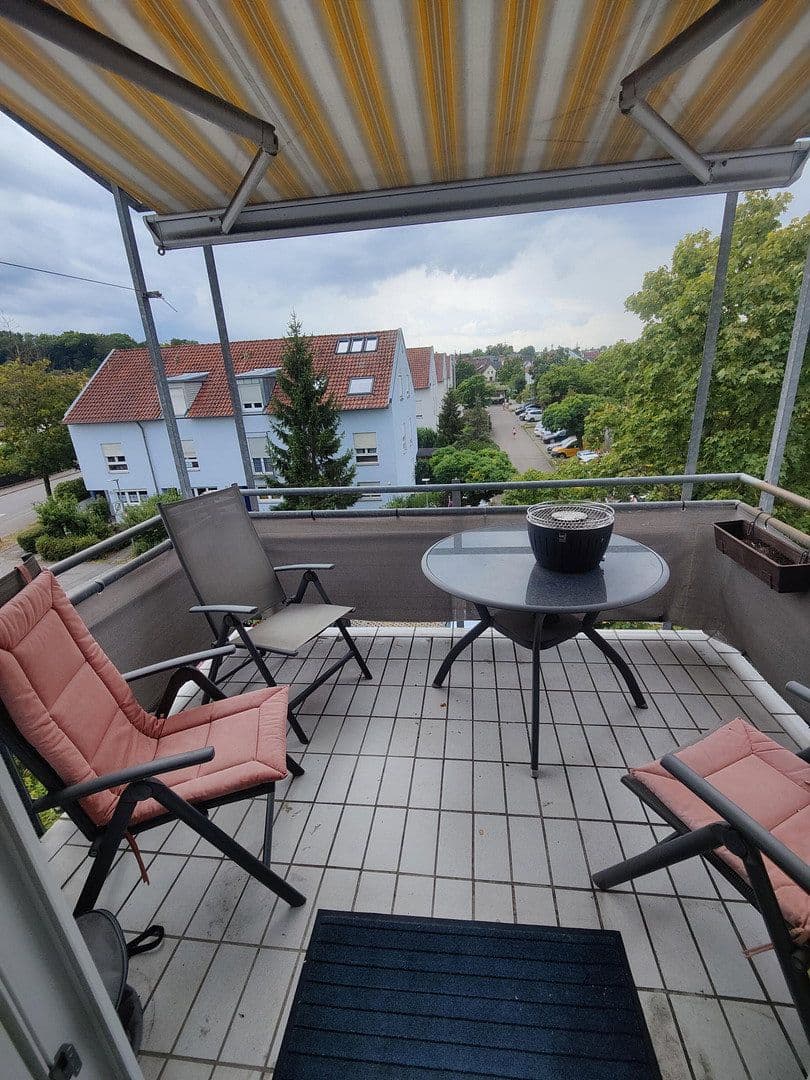 Pronájem bytu 2+1 56 m², Wendlingen am Neckar, Bádensko-Württembersko Pronájem bytu 2+1 56 m², Wendlingen am Neckar, Bádensko-Württembersko