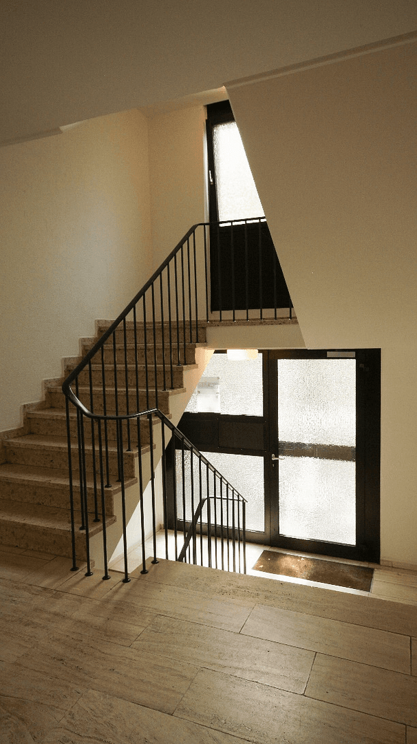 Prodej bytu 2+1 31 m², Köln, Severní Porýní-Vestfálsko Prodej bytu 2+1 31 m², Köln, Severní Porýní-Vestfálsko