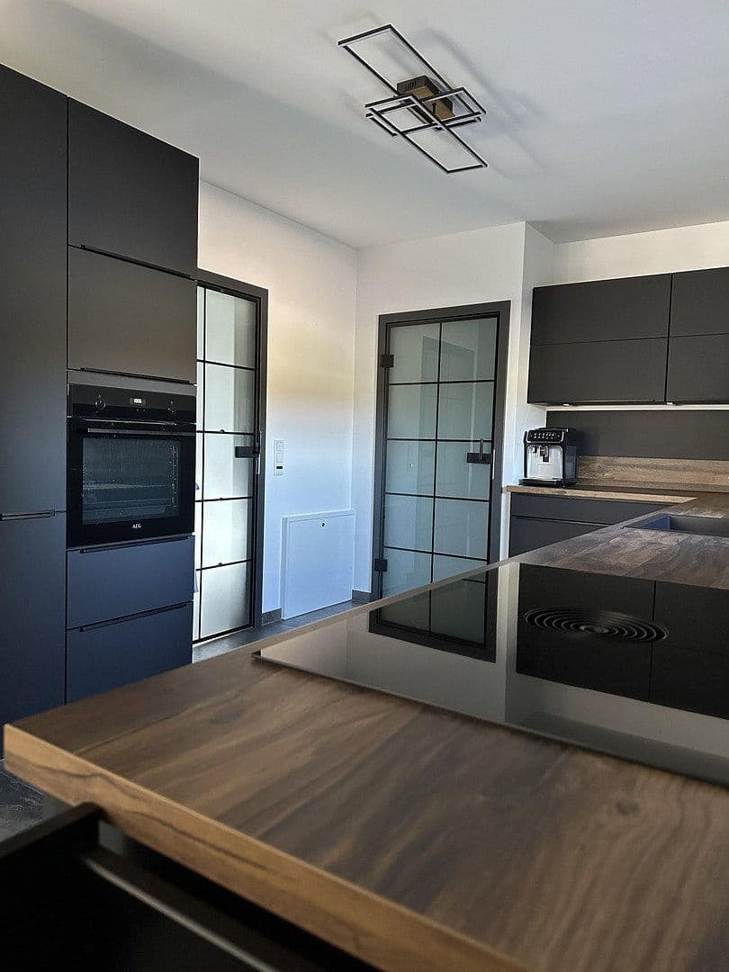 Prodej domu 115 m², pozemek 550 m², Unna, Severní Porýní-Vestfálsko Prodej domu 115 m², pozemek 550 m², Unna, Severní Porýní-Vestfálsko