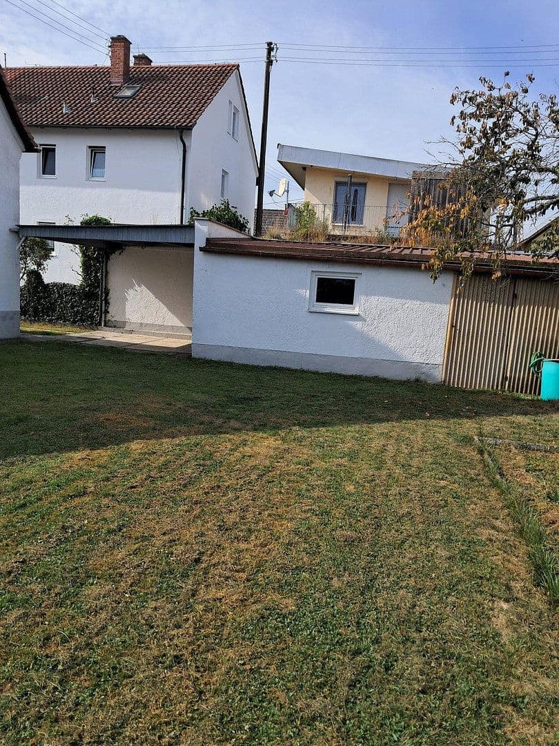 Prodej domu 94 m², pozemek 657 m², Augsburg, Bavorsko Prodej domu 94 m², pozemek 657 m², Augsburg, Bavorsko