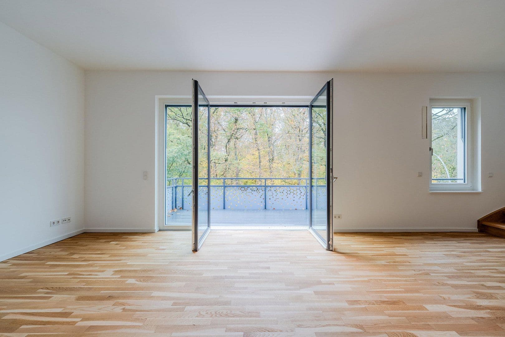 Prodej bytu 4+1 167 m², Alsterweg 46c, Berlin, Berlín Prodej bytu 4+1 167 m², Alsterweg 46c, Berlin, Berlín