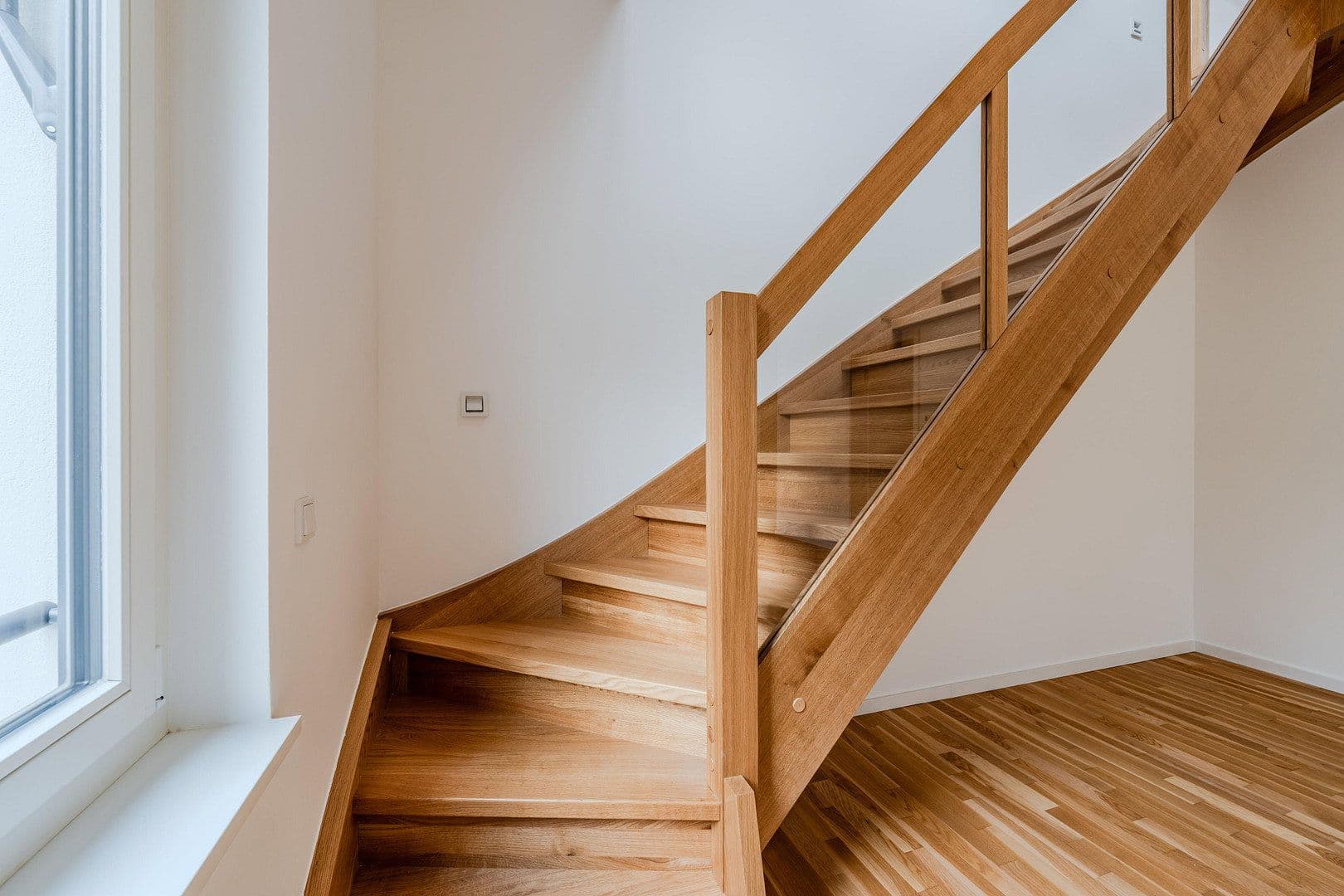 Prodej bytu 4+1 167 m², Alsterweg 46c, Berlin, Berlín Prodej bytu 4+1 167 m², Alsterweg 46c, Berlin, Berlín