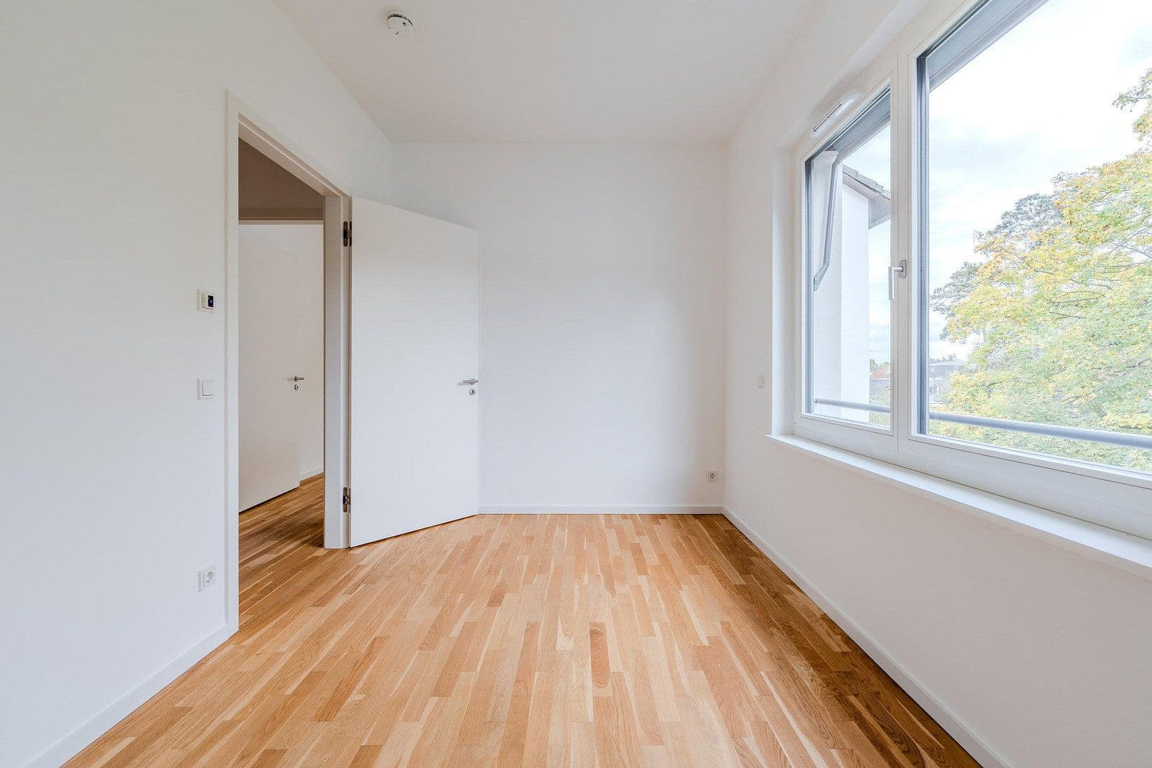 Prodej bytu 4+1 167 m², Alsterweg 46c, Berlin, Berlín Prodej bytu 4+1 167 m², Alsterweg 46c, Berlin, Berlín