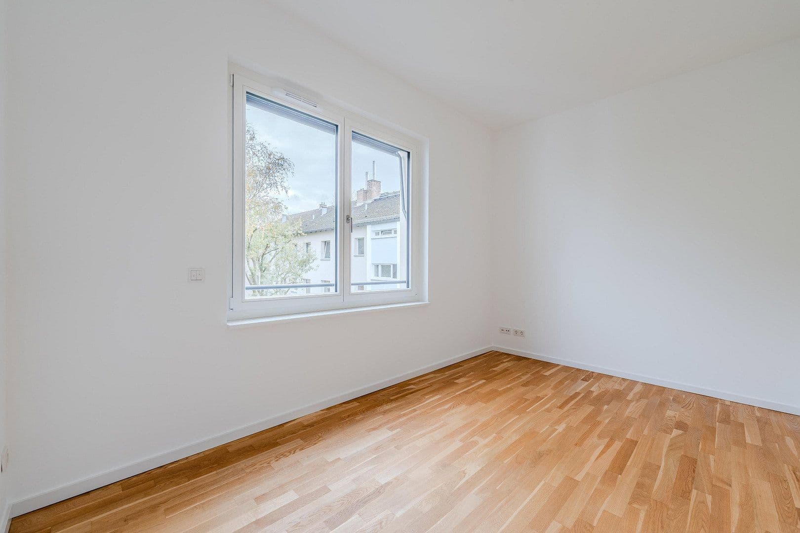 Prodej bytu 4+1 167 m², Alsterweg 46c, Berlin, Berlín Prodej bytu 4+1 167 m², Alsterweg 46c, Berlin, Berlín