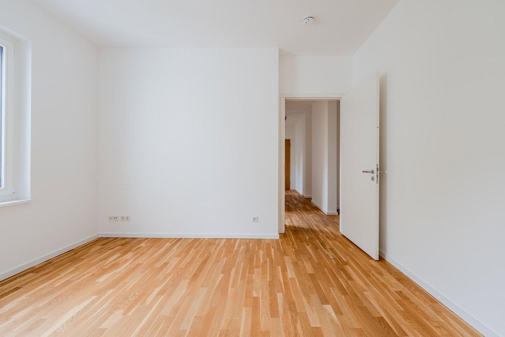 Prodej bytu 4+1 167 m², Alsterweg 46c, Berlin, Berlín Prodej bytu 4+1 167 m², Alsterweg 46c, Berlin, Berlín