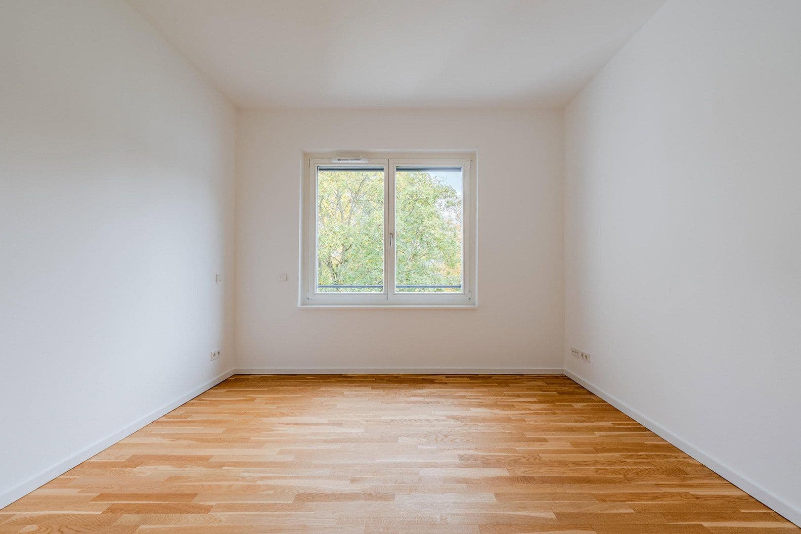 Prodej bytu 4+1 167 m², Alsterweg 46c, Berlin, Berlín Prodej bytu 4+1 167 m², Alsterweg 46c, Berlin, Berlín