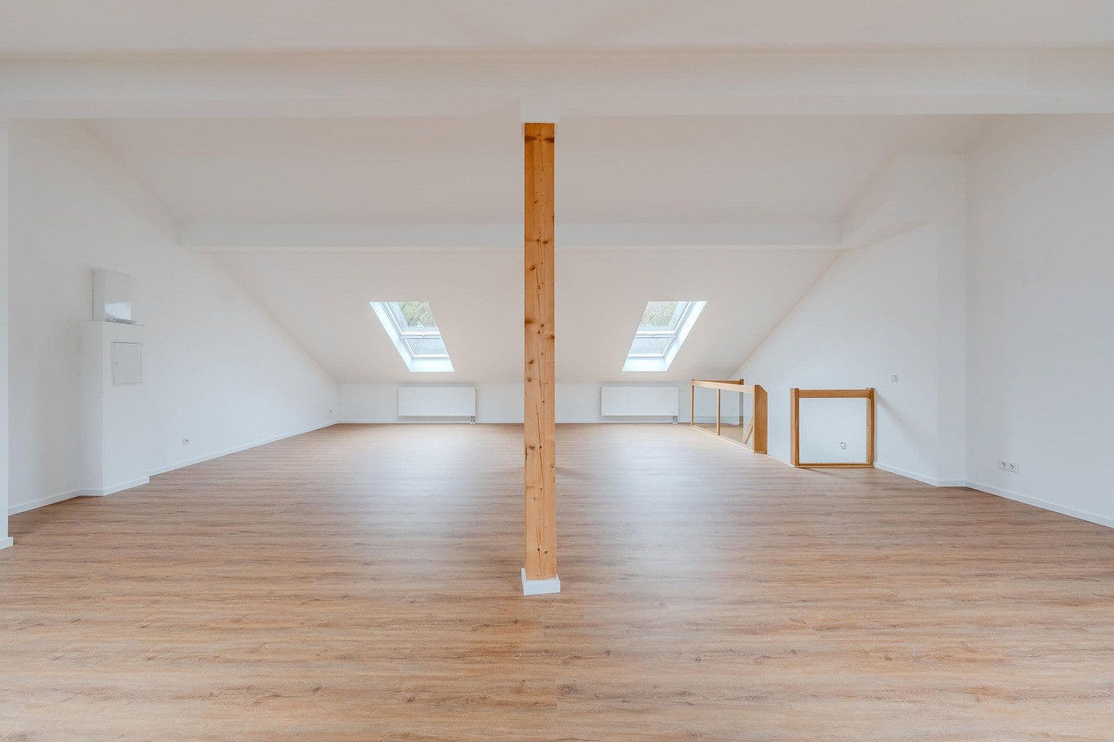 Prodej bytu 4+1 167 m², Alsterweg 46c, Berlin, Berlín Prodej bytu 4+1 167 m², Alsterweg 46c, Berlin, Berlín