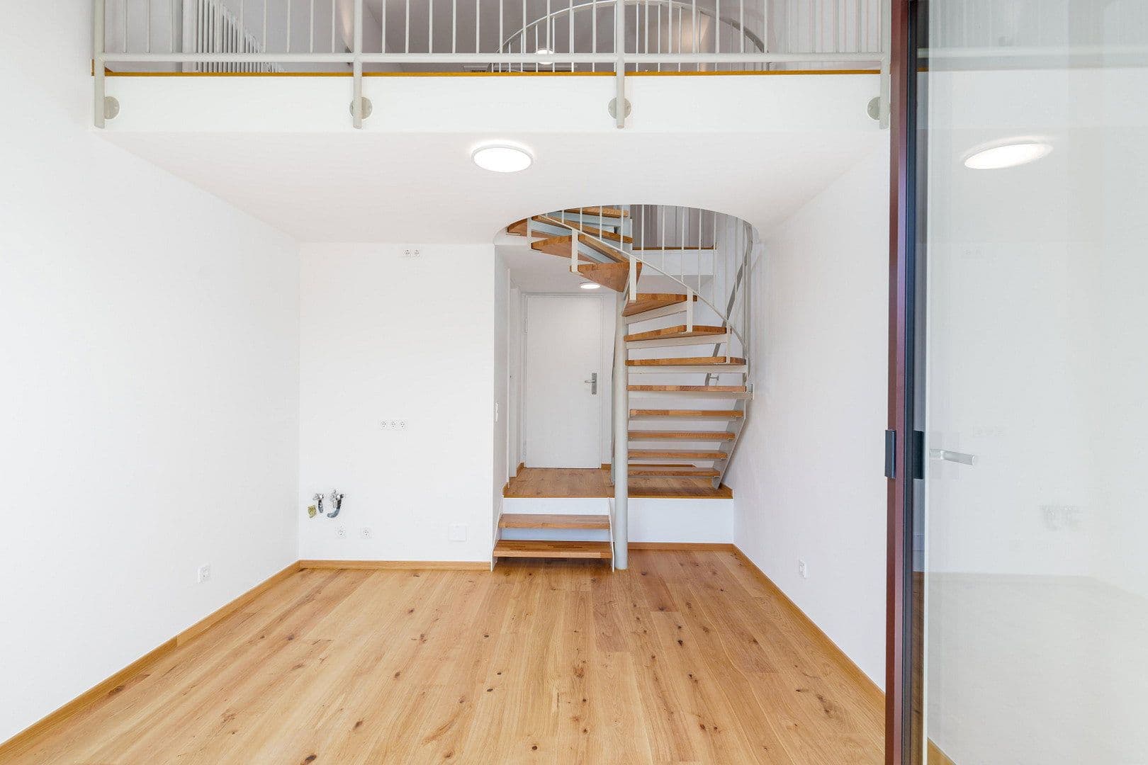 Prodej bytu 2+1 47 m², Oettingenstraße 20, München-Lehel, Bavorsko Prodej bytu 2+1 47 m², Oettingenstraße 20, München-Lehel, Bavorsko