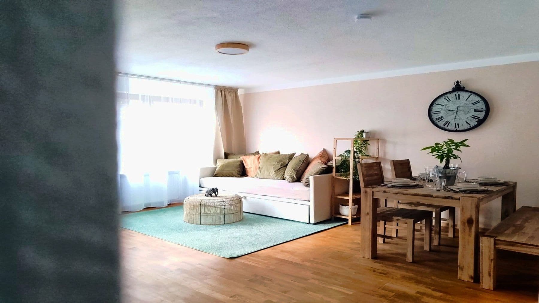 Pronájem bytu 2+1 66 m², Waldenbuch, Bádensko-Württembersko Pronájem bytu 2+1 66 m², Waldenbuch, Bádensko-Württembersko
