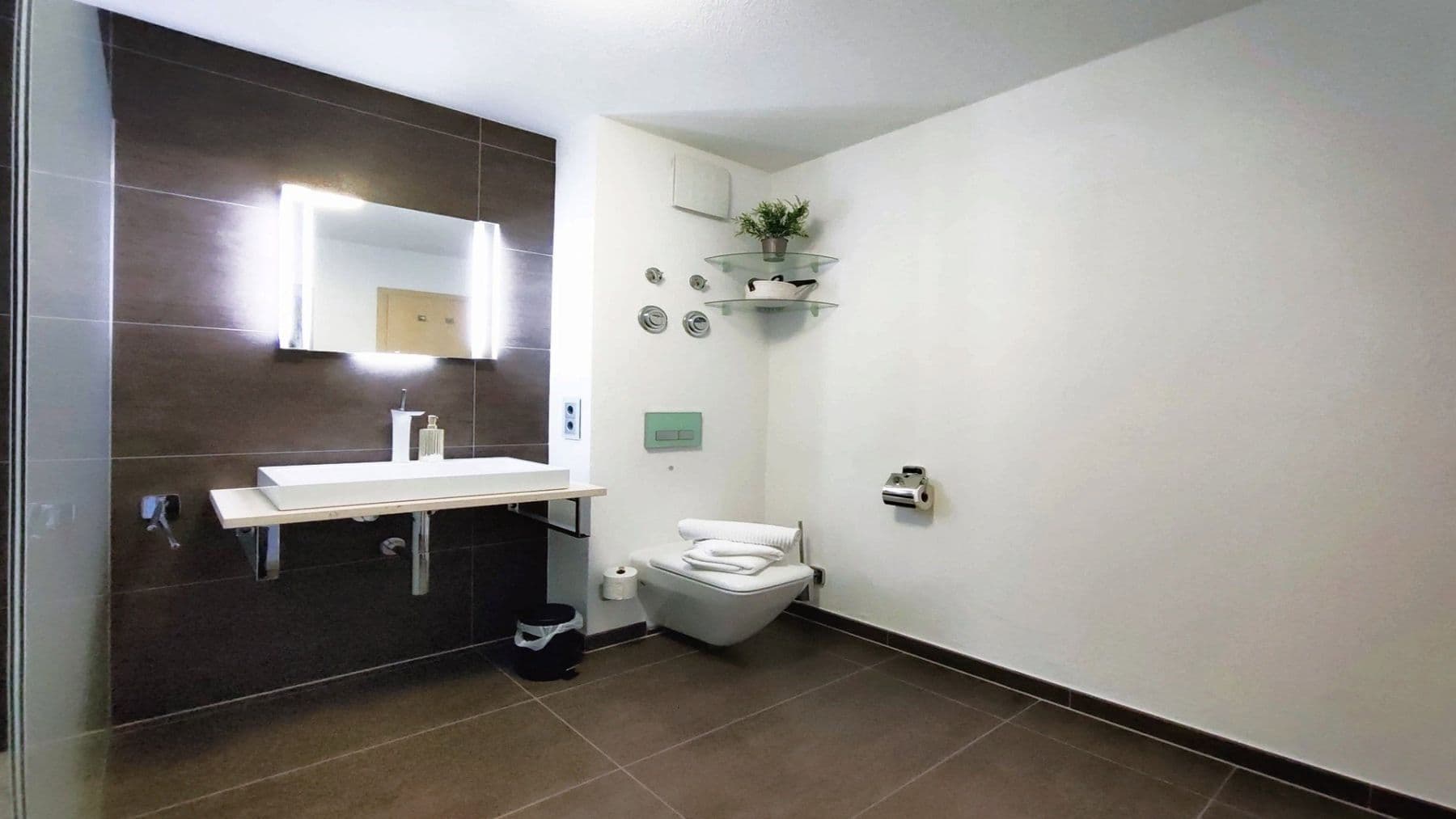 Pronájem bytu 2+1 66 m², Waldenbuch, Bádensko-Württembersko Pronájem bytu 2+1 66 m², Waldenbuch, Bádensko-Württembersko