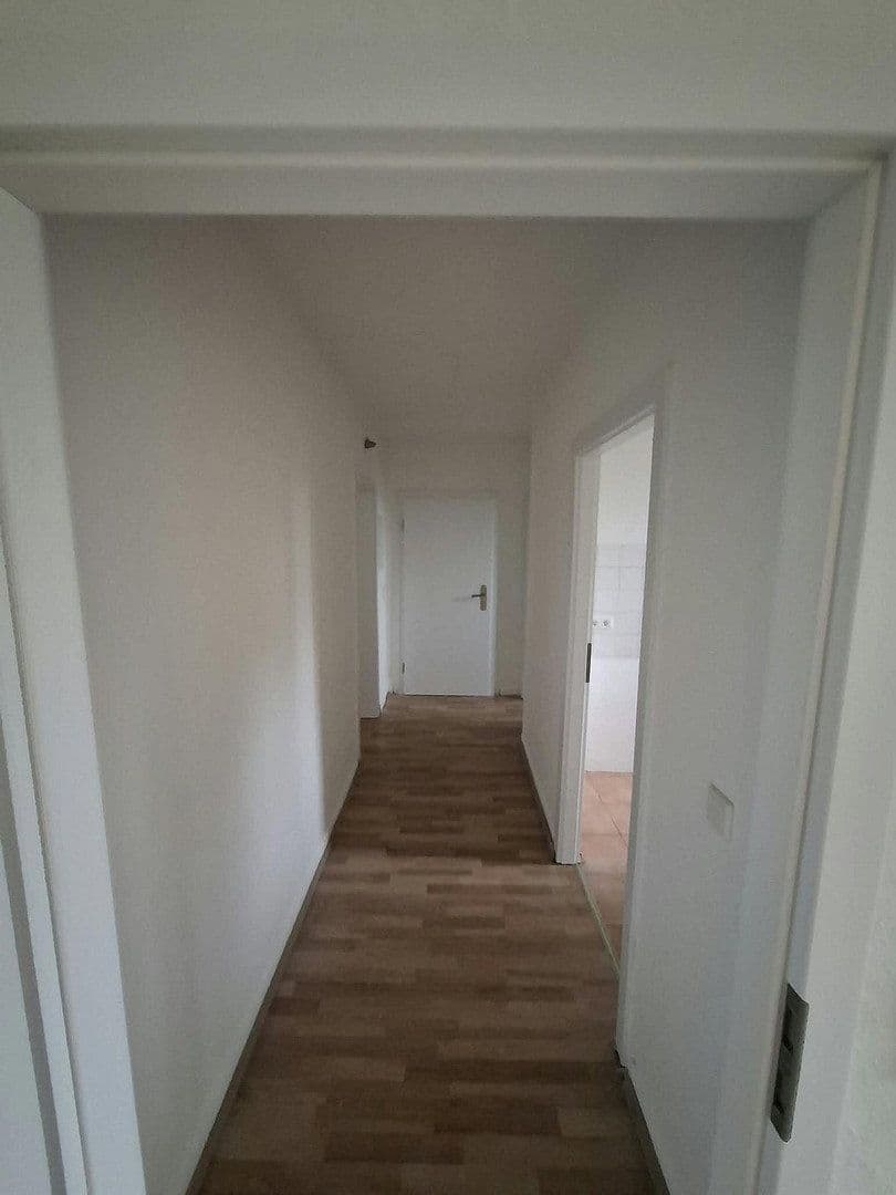Pronájem bytu 3+1 51 m², Luisenstr. 43, Burscheid, Severní Porýní-Vestfálsko Pronájem bytu 3+1 51 m², Luisenstr. 43, Burscheid, Severní Porýní-Vestfálsko