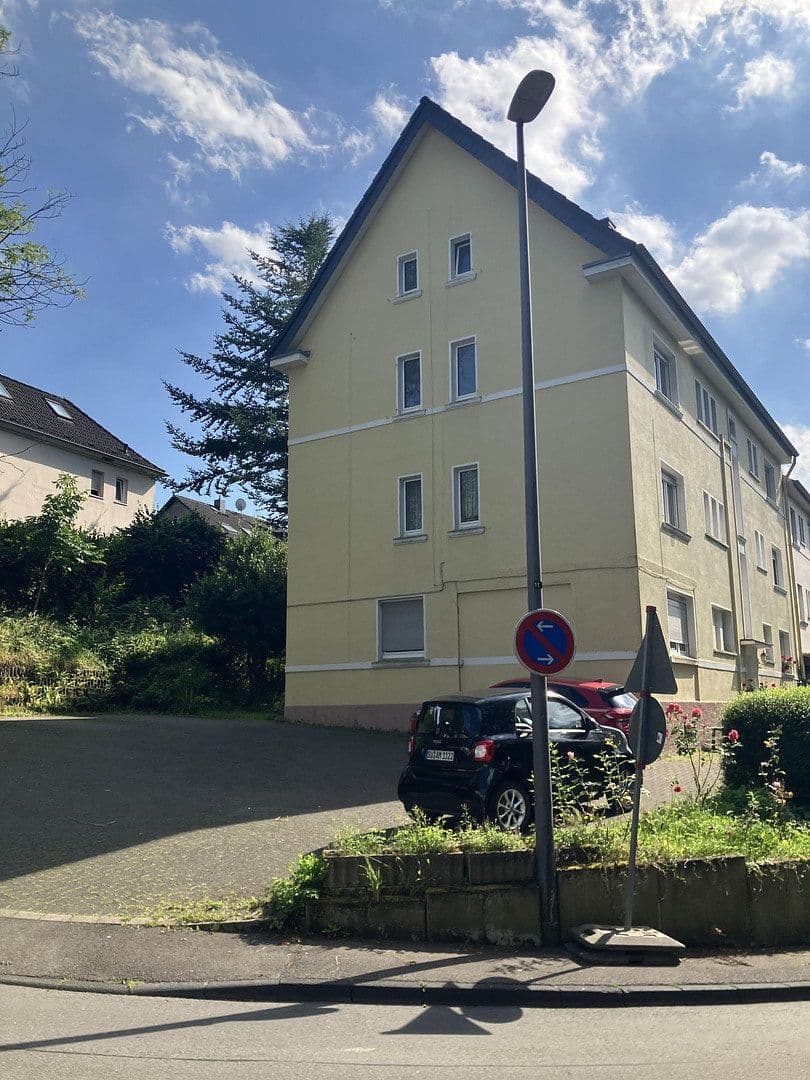 Pronájem bytu 3+1 51 m², Luisenstr. 43, Burscheid, Severní Porýní-Vestfálsko Pronájem bytu 3+1 51 m², Luisenstr. 43, Burscheid, Severní Porýní-Vestfálsko