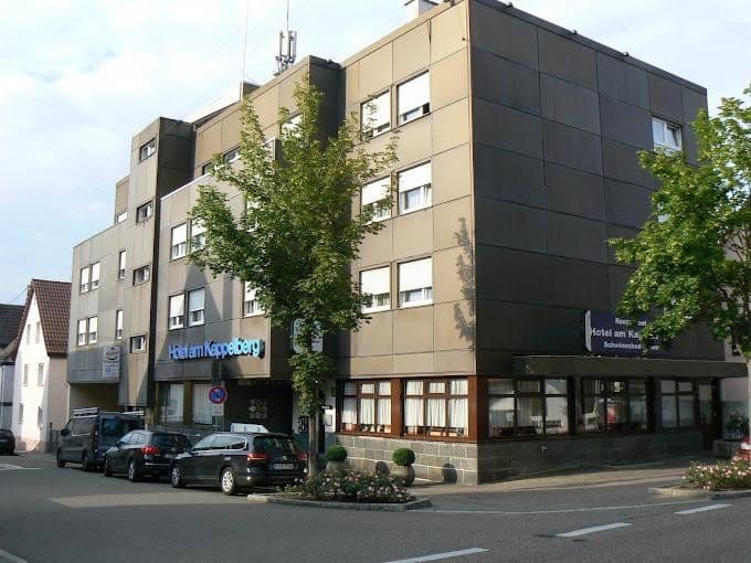 Prodej nebytového prostoru 902 m², Karlstraße 37, Fellbach, Bádensko-Württembersko Prodej nebytového prostoru 902 m², Karlstraße 37, Fellbach, Bádensko-Württembersko