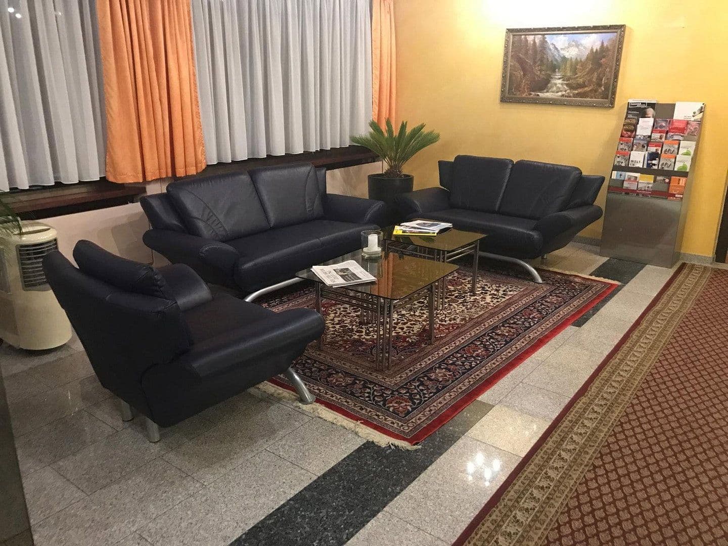 Prodej nebytového prostoru 902 m², Karlstraße 37, Fellbach, Bádensko-Württembersko Prodej nebytového prostoru 902 m², Karlstraße 37, Fellbach, Bádensko-Württembersko