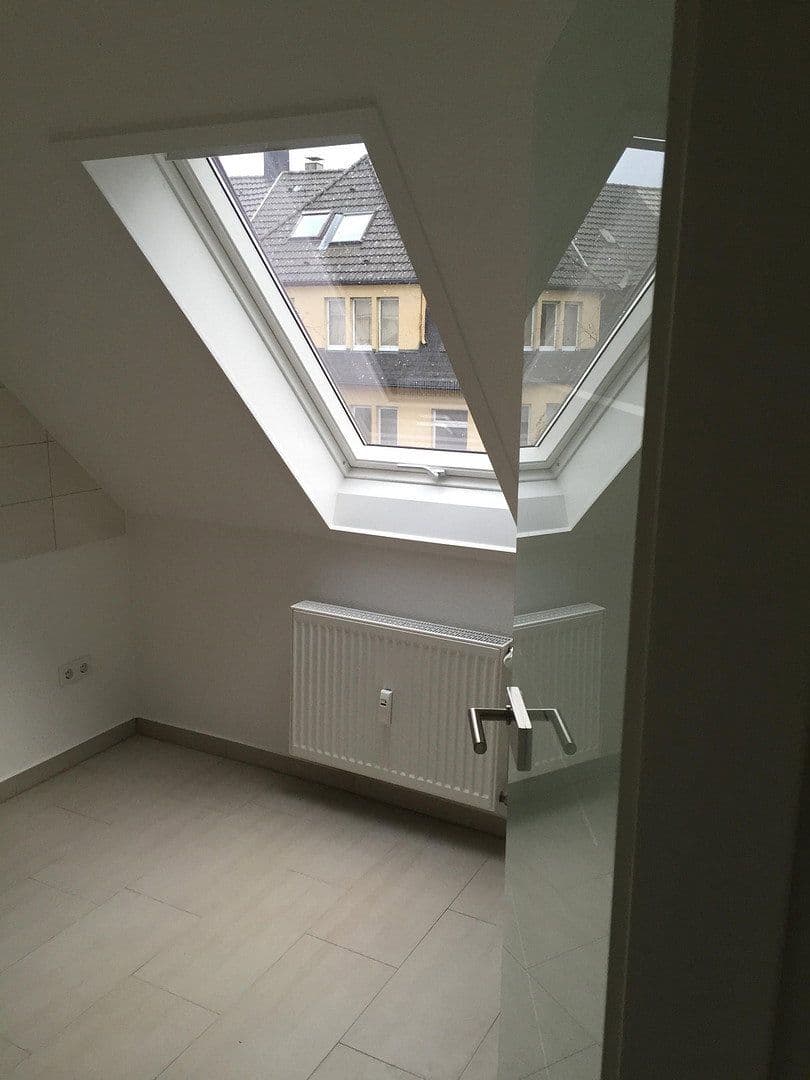 Pronájem bytu 2+1 48 m², Schinkelstraße 60, Essen, Severní Porýní-Vestfálsko Pronájem bytu 2+1 48 m², Schinkelstraße 60, Essen, Severní Porýní-Vestfálsko
