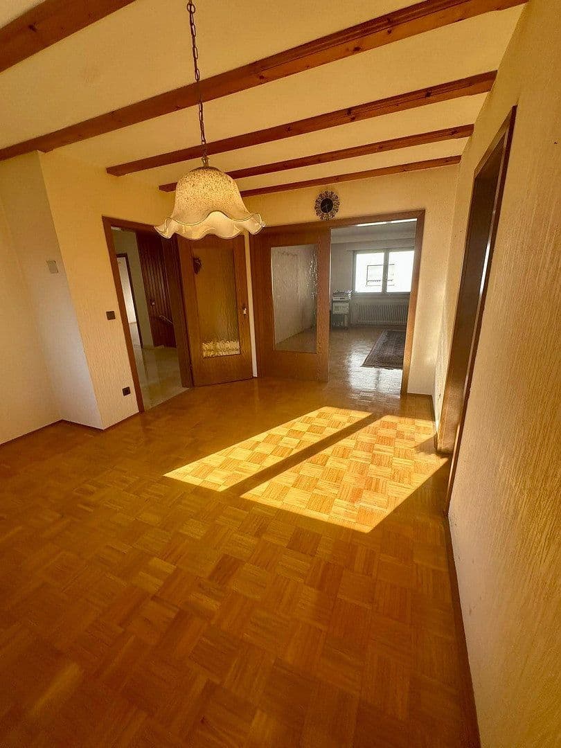 Prodej domu 110 m², pozemek 280 m², Lampertheim, Hessen Prodej domu 110 m², pozemek 280 m², Lampertheim, Hessen