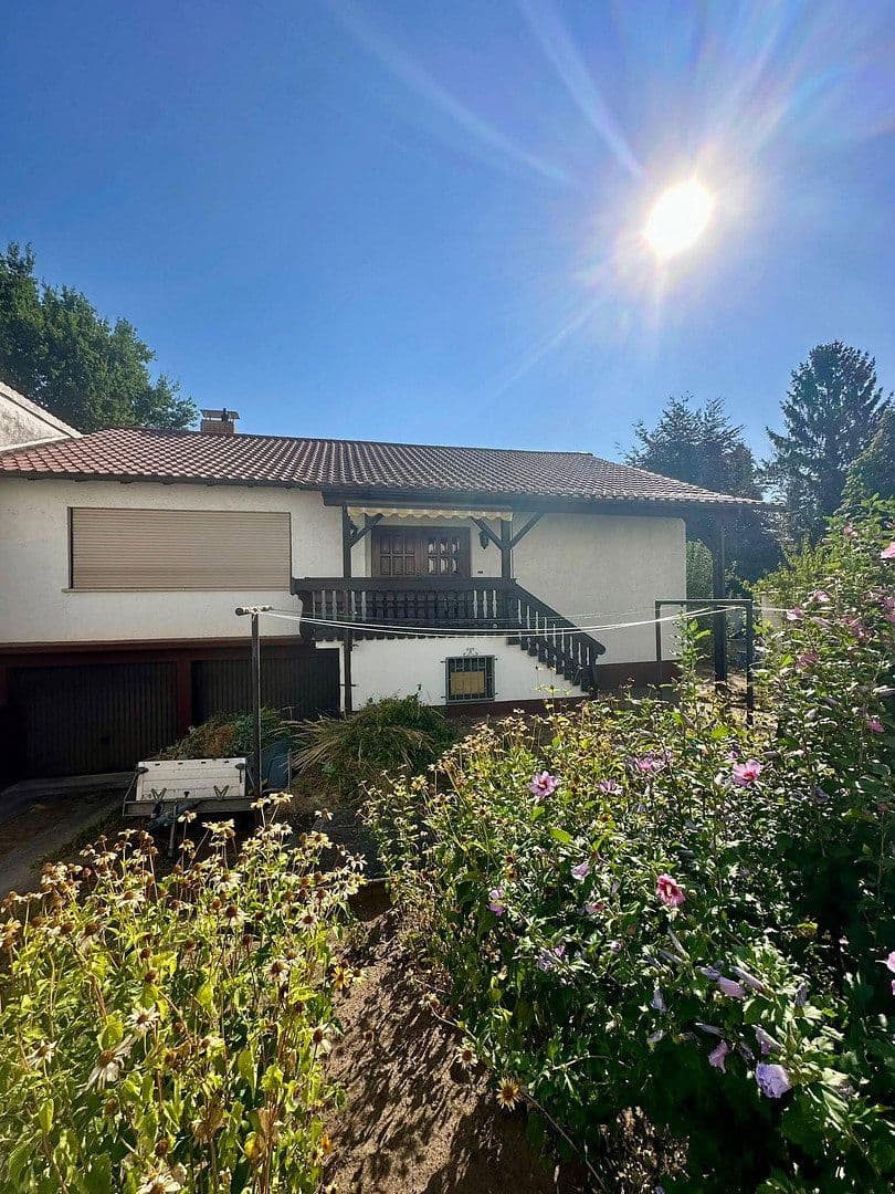 Prodej domu 110 m², pozemek 280 m², Lampertheim, Hessen Prodej domu 110 m², pozemek 280 m², Lampertheim, Hessen