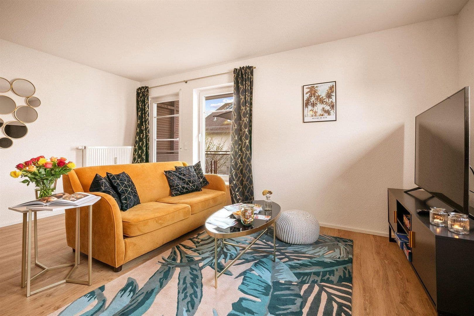 Pronájem bytu 1+1 43 m², Friedrichshafen, Bádensko-Württembersko Pronájem bytu 1+1 43 m², Friedrichshafen, Bádensko-Württembersko