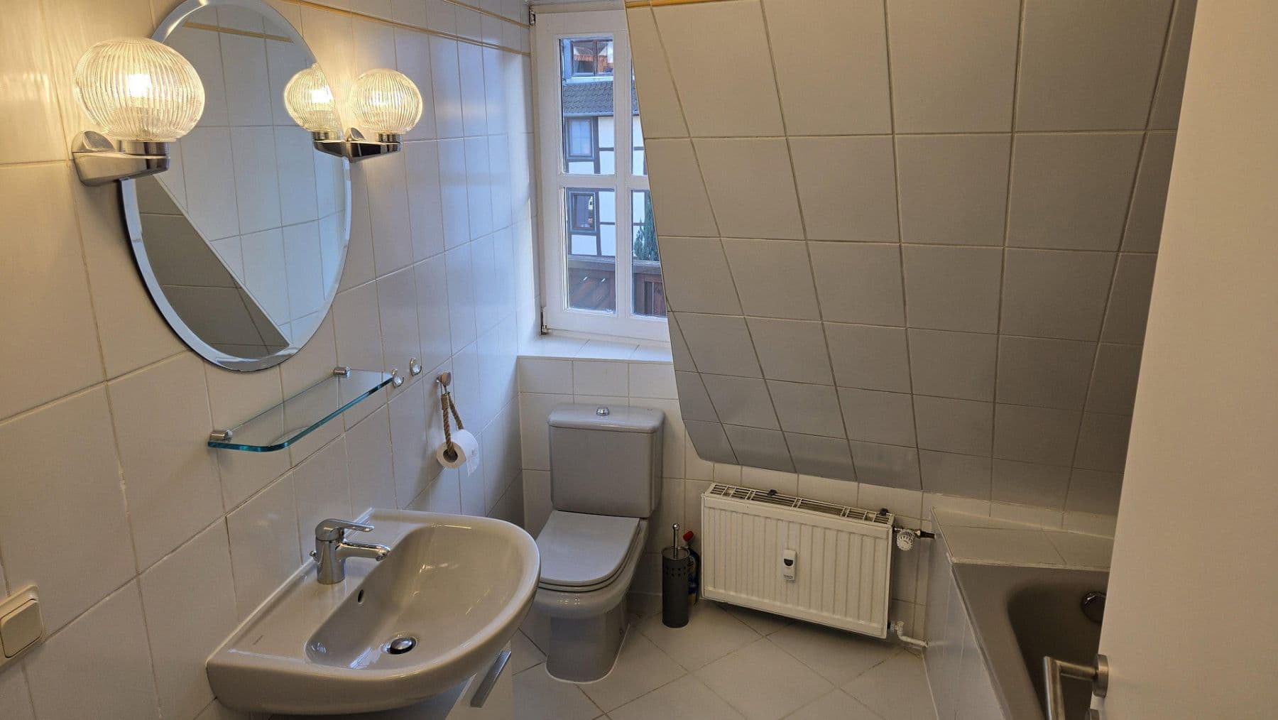 Pronájem bytu 3+1 70 m², Mauerstraße 2, Northeim, Dolní Sasko Pronájem bytu 3+1 70 m², Mauerstraße 2, Northeim, Dolní Sasko