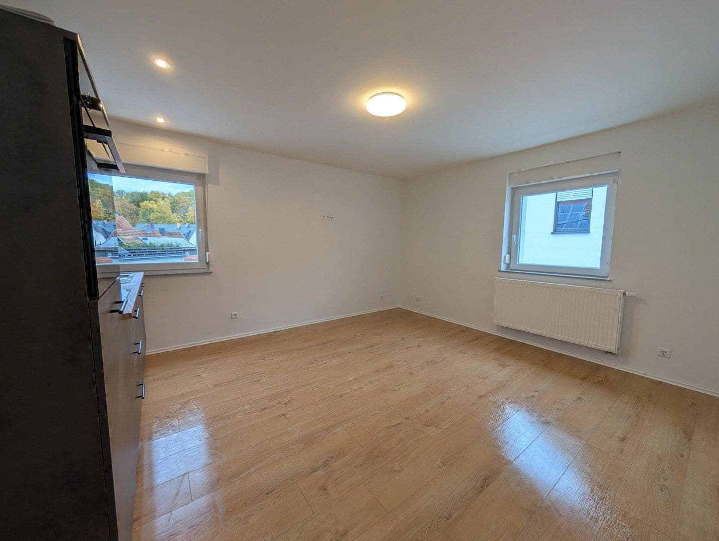 Pronájem bytu 3+1 55 m², Kaiserslautern, Porýní-Falc Pronájem bytu 3+1 55 m², Kaiserslautern, Porýní-Falc