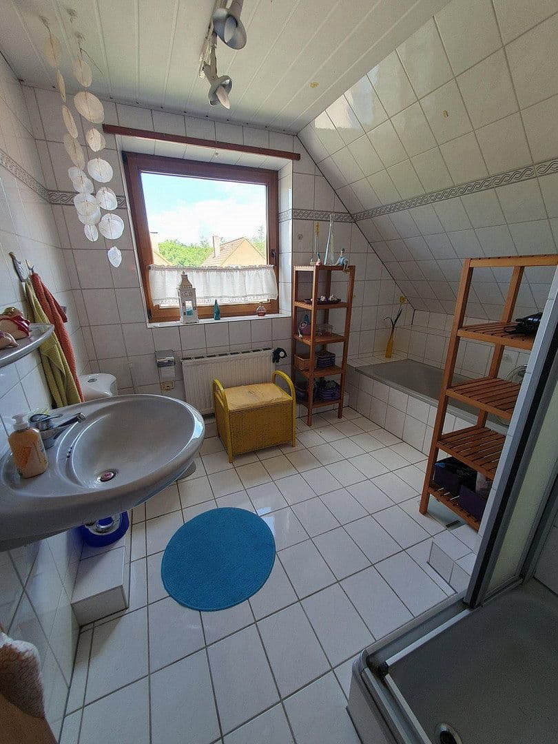 Prodej domu 116 m², pozemek 379 m², Richard-Vosgerau-Straße 118, Eckernförde, Šlesvicko-Holštýnsko Prodej domu 116 m², pozemek 379 m², Richard-Vosgerau-Straße 118, Eckernförde, Šlesvicko-Holštýnsko