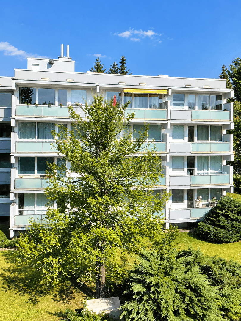 Pronájem bytu 2+1 56 m², Münchnerstr. 56, Unterhaching, Bavorsko Pronájem bytu 2+1 56 m², Münchnerstr. 56, Unterhaching, Bavorsko