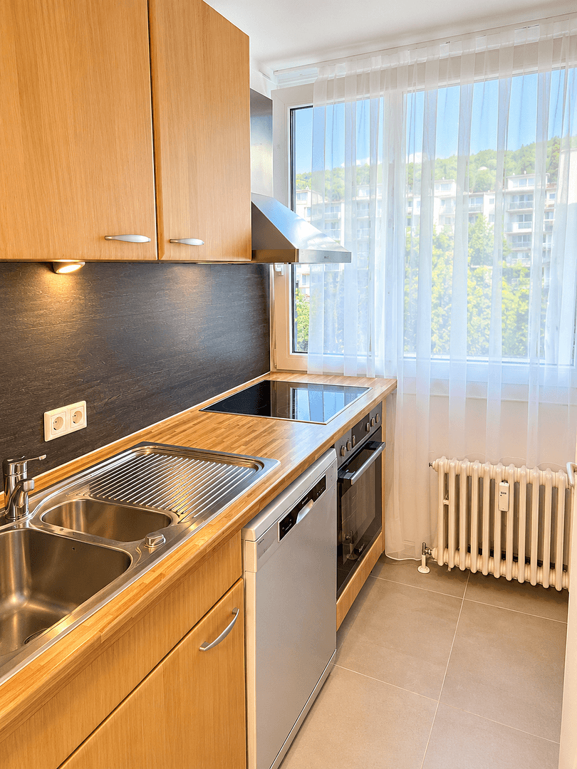 Pronájem bytu 2+1 56 m², Münchnerstr. 56, Unterhaching, Bavorsko Pronájem bytu 2+1 56 m², Münchnerstr. 56, Unterhaching, Bavorsko