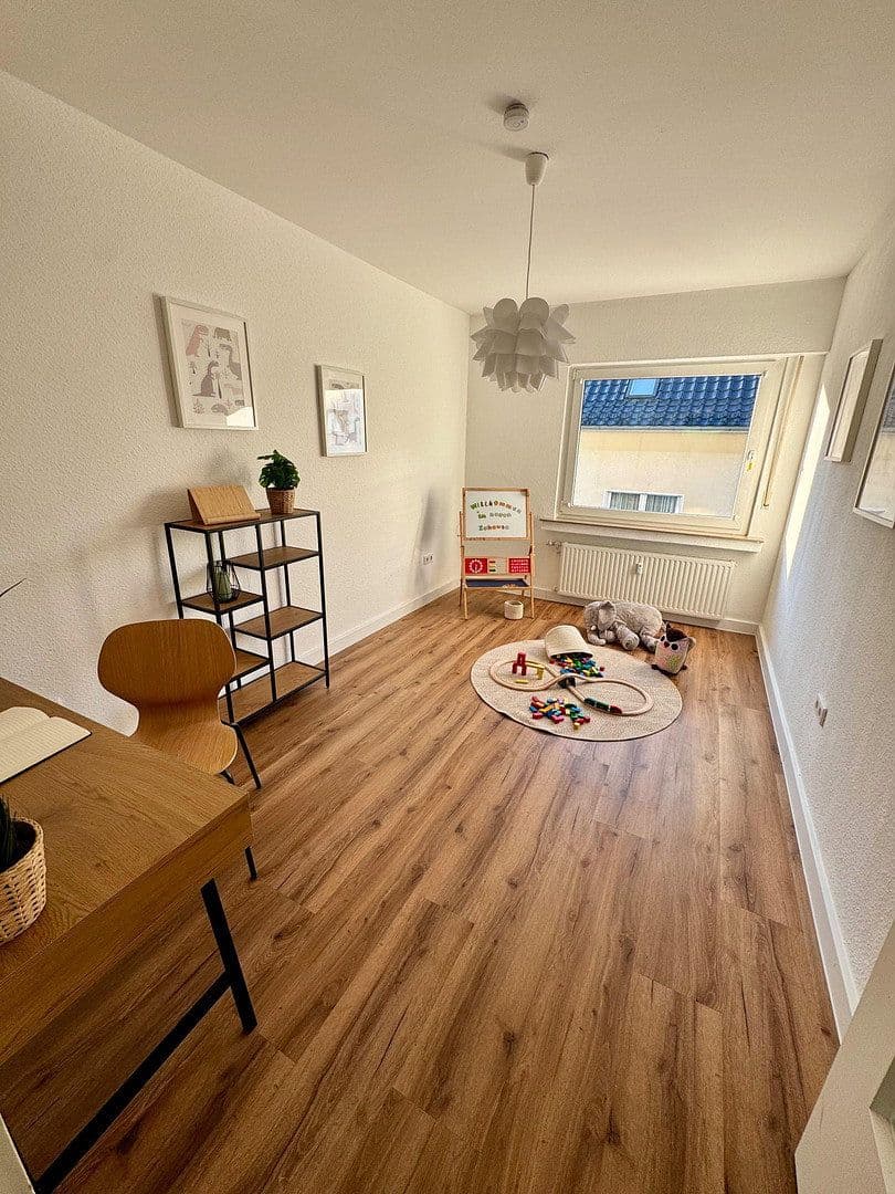 Prodej domu 264 m², pozemek 544 m², Brühl, Severní Porýní-Vestfálsko Prodej domu 264 m², pozemek 544 m², Brühl, Severní Porýní-Vestfálsko