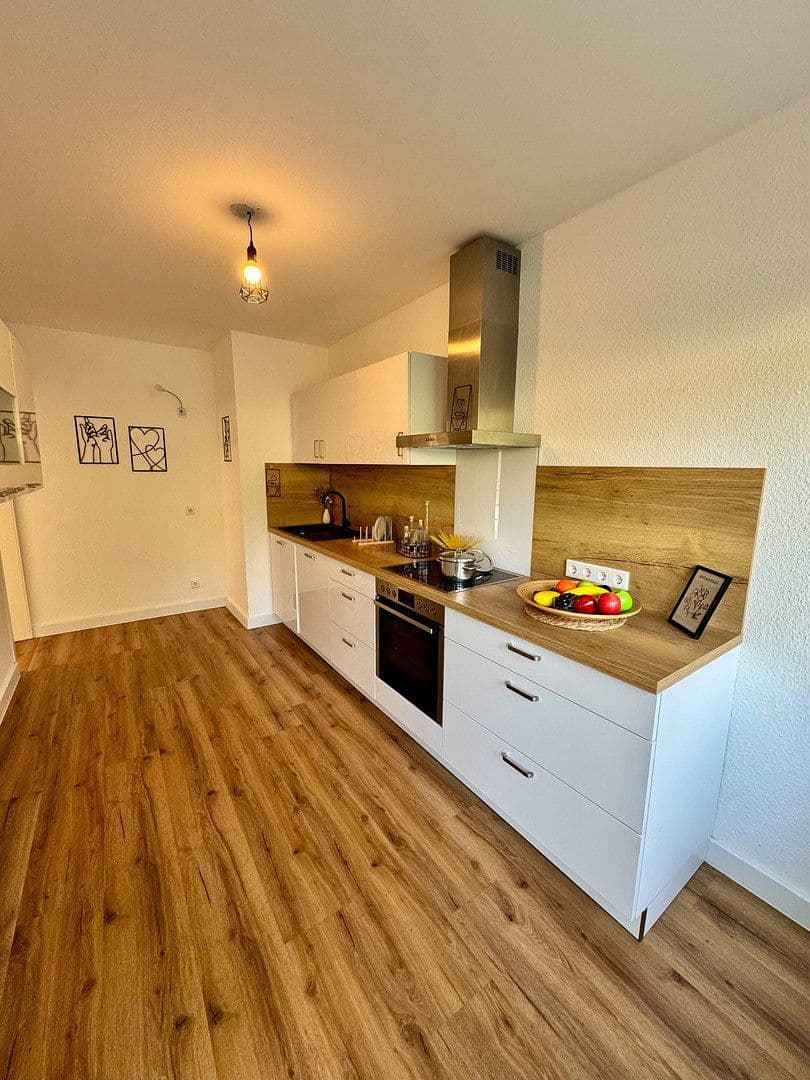 Prodej domu 264 m², pozemek 544 m², Brühl, Severní Porýní-Vestfálsko Prodej domu 264 m², pozemek 544 m², Brühl, Severní Porýní-Vestfálsko