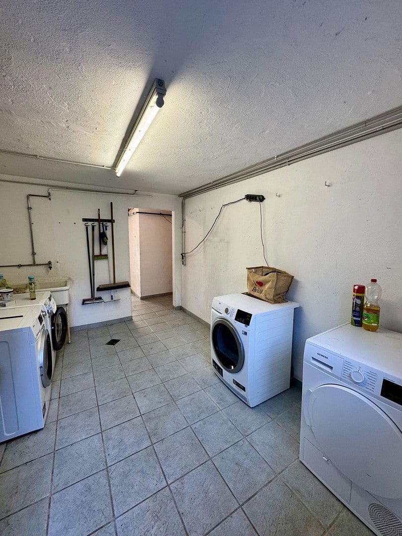 Prodej domu 264 m², pozemek 544 m², Brühl, Severní Porýní-Vestfálsko Prodej domu 264 m², pozemek 544 m², Brühl, Severní Porýní-Vestfálsko