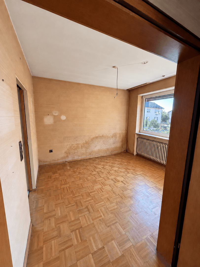 Prodej domu 107 m², pozemek 670 m², Fußgönheimerstraße 35, Lambsheim, Porýní-Falc Prodej domu 107 m², pozemek 670 m², Fußgönheimerstraße 35, Lambsheim, Porýní-Falc