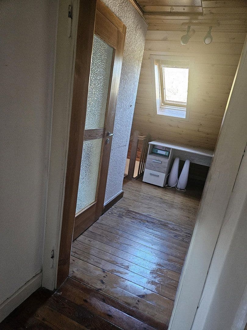 Prodej domu 171 m², pozemek 820 m², Annweiler am Trifels, Porýní-Falc Prodej domu 171 m², pozemek 820 m², Annweiler am Trifels, Porýní-Falc