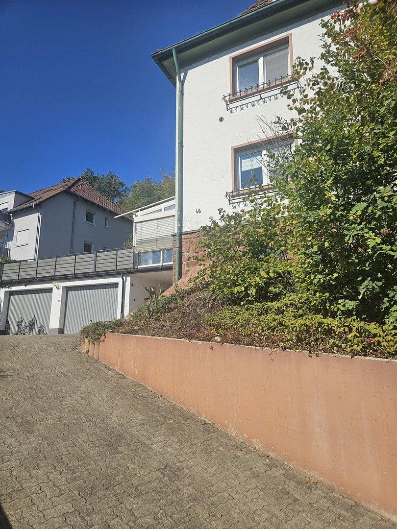 Prodej domu 171 m², pozemek 820 m², Annweiler am Trifels, Porýní-Falc Prodej domu 171 m², pozemek 820 m², Annweiler am Trifels, Porýní-Falc