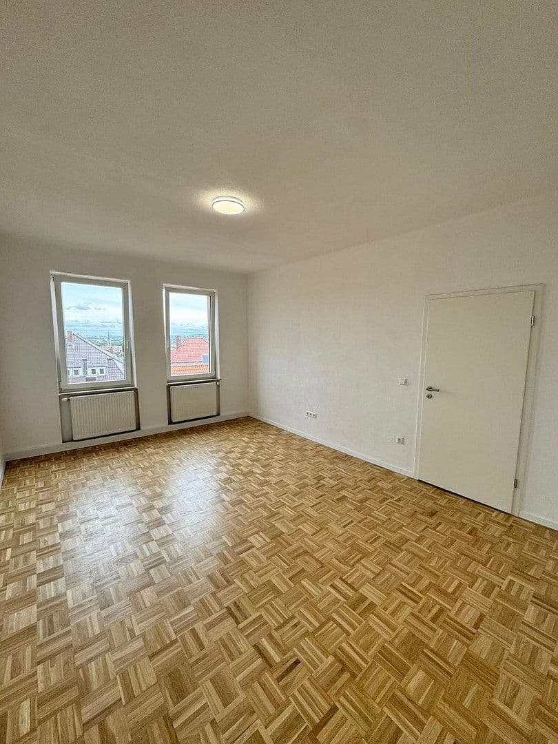 Prodej bytu 3+1 78 m², Stuttgart, Bádensko-Württembersko Prodej bytu 3+1 78 m², Stuttgart, Bádensko-Württembersko